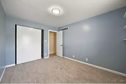 6831 Perinwood Drive, Green Township, OH 45248 - Photo 32