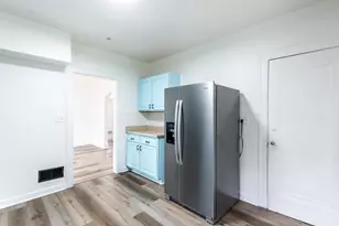 1943 Garden Ln, Cincinnati, OH 45237 - Photo 12