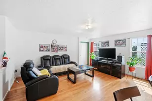 2651 Affirmed Dr, Hamilton Township, OH 45152 - Photo 8