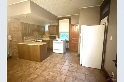 2242 Victor Street, Cincinnati, OH 45219 - Photo 6