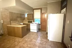 2242 Victor St, Cincinnati, OH 45219 - Photo 6