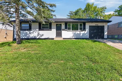 958 Goodhue Circle, Forest Park, OH 45240 - Photo 2