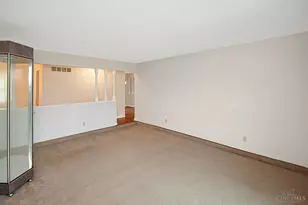 8044 Honeysuckle Ln, West Chester, OH 45069 - Photo 6
