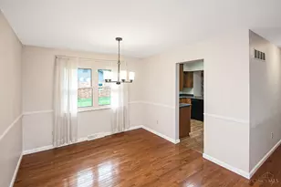 8044 Honeysuckle Ln, West Chester, OH 45069 - Photo 14