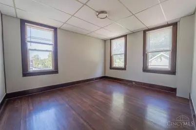 224 Ehrman Avenue, Cincinnati, OH 45220 - Photo 10