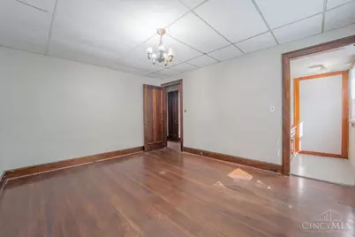 224 Ehrman Avenue, Cincinnati, OH 45220 - Photo 4