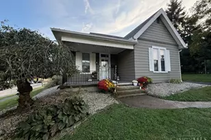 303 W Pleasant St, Hillsboro, OH 45133 - Photo 2