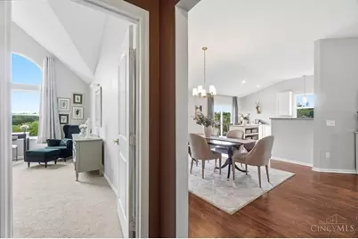 9698 Fallsridge Court, Springfield Township, OH 45231 - Photo 28