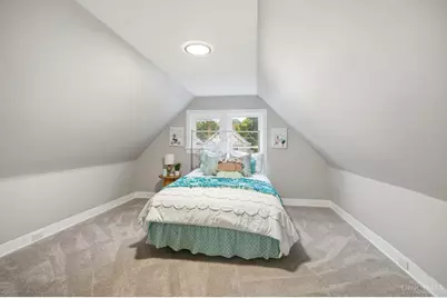 3216 Hackberry Street, Cincinnati, OH 45207 - Photo 34
