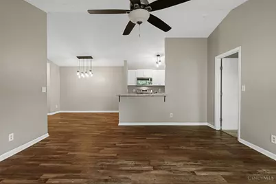 5981 Meadow Creek Drive #10, Miami Township, OH 45150 - Photo 12