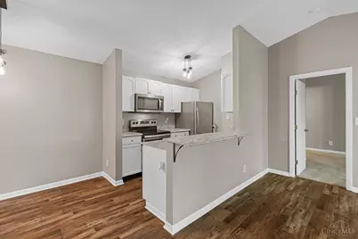 5981 Meadow Creek Drive #10, Miami Township, OH 45150 - Photo 6