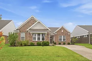 4982 Renaissance Park Dr, Middletown, OH 45005 - Photo 2