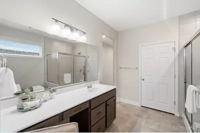 4982 Renaissance Park Drive, Middletown, OH 45005 - Photo 30