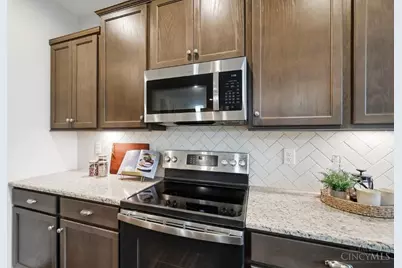 4982 Renaissance Park Drive, Middletown, OH 45005 - Photo 18