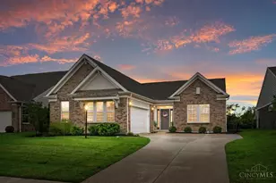 4982 Renaissance Park Dr, Middletown, OH 45005 - Photo 1