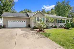 612 E Grant Ave, Pleasant Township, OH 45121 - Photo 2