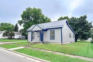 342 Johnson St, Hillsboro, OH 45133 - Photo 2