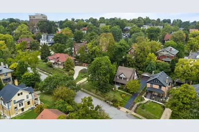 1016 Valley Lane, Cincinnati, OH 45229 - Photo 40