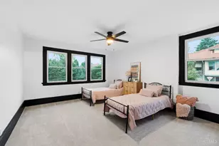 1016 Valley Ln, Cincinnati, OH 45229 - Photo 20