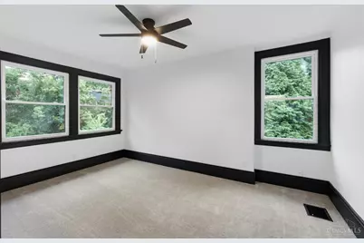 1016 Valley Lane, Cincinnati, OH 45229 - Photo 24