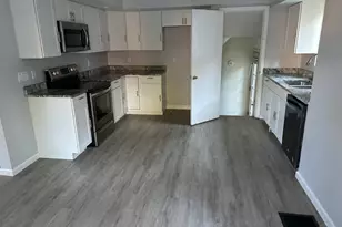 5866 Kennedy Ave, Cincinnati, OH 45213 - Photo 4