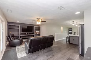 7290 Eyler Dr, Clearcreek Twp., OH 45066 - Photo 8