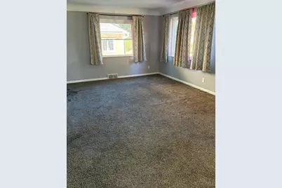 2797 Roseann Lane, Cincinnati, OH 45239 - Photo 8
