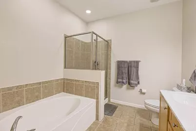 3450 Golden Avenue #20, Cincinnati, OH 45226 - Photo 14