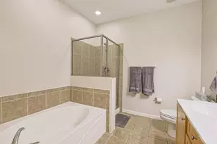 3450 Golden Ave, Cincinnati, OH 45226 - Photo 14