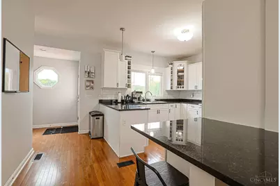 3450 Golden Avenue #20, Cincinnati, OH 45226 - Photo 10