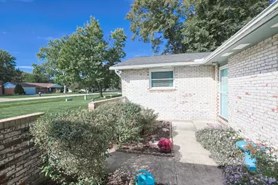 885 W Michaels Road, Tipp City, OH 45371 - Photo 4