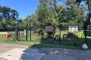 476 Dayton St, Cincinnati, OH 45214 - Photo 1