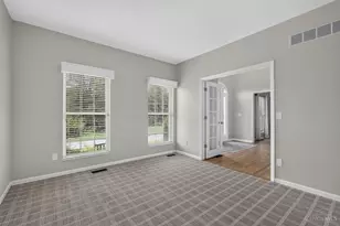 1001 Castlebay Dr, Pierce Township, OH 45245 - Photo 14