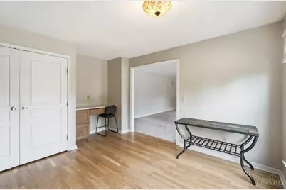 10934 Fallstone Drive, Cincinnati, OH 45246 - Photo 28