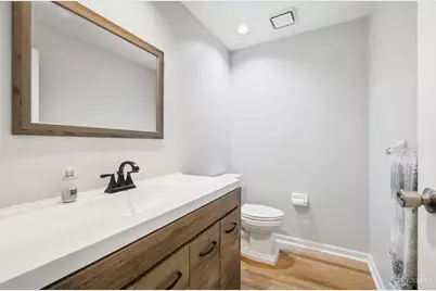 10934 Fallstone Drive, Cincinnati, OH 45246 - Photo 36