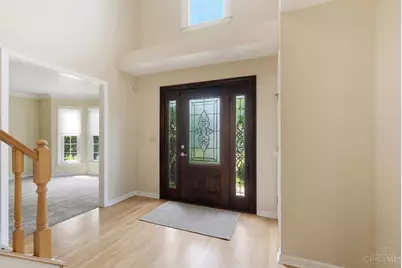 10934 Fallstone Drive, Cincinnati, OH 45246 - Photo 6