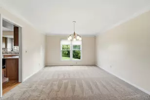 10934 Fallstone Dr, Springdale, OH 45246 - Photo 14