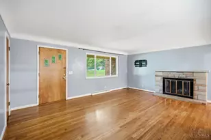 1037 Markley Rd, Anderson Township, OH 45230 - Photo 2