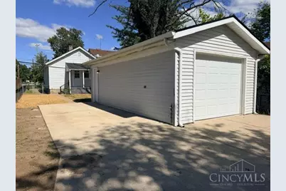 416 Mill Road, Hamilton, OH 45011 - Photo 12