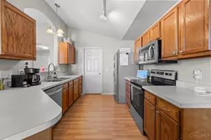 6549 Black Forest Ct, Hamilton Township, OH 45152 - Photo 10