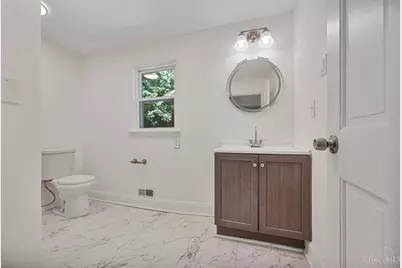 6832 Kenton Avenue, Silverton, OH 45236 - Photo 10