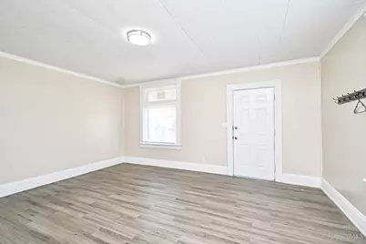 303 Walnut Street, Elmwood Place, OH 45216 - Photo 6