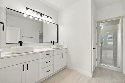 805 Halesworth Drive, Forest Park, OH 45240 - Photo 24