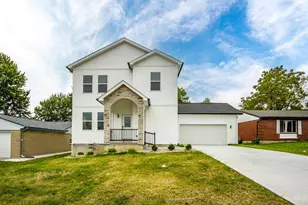 805 Halesworth Dr, Forest Park, OH 45240 - Photo 1
