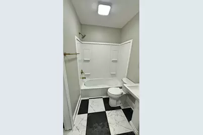 2319 Chickasaw Street, Cincinnati, OH 45219 - Photo 18
