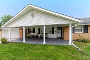 20 Bristol Dr, Centerville, OH 45458 - Photo 2