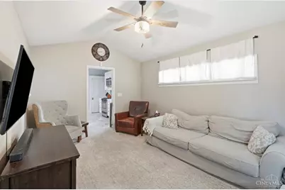 2820 Linwood Avenue, Cincinnati, OH 45208 - Photo 16