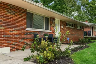 610 Skyview Dr, West Carrollton, OH 45449 - Photo 8