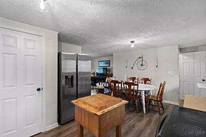 610 Skyview Drive, West Carrollton, OH 45449 - Photo 16