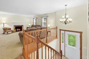 1086 Kimberly Ln, Miami Township, OH 45150 - Photo 4